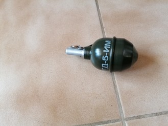 Deko " Ei " Handgranate mit Splint 